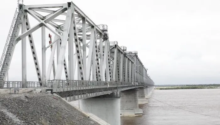 Движение по мосту Нижнеленинское-Тунцзян запустили в обе стороны